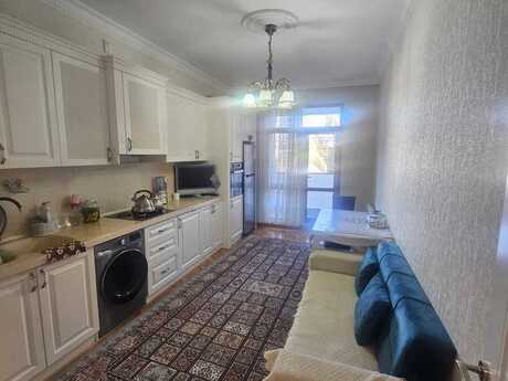 3-room apartment for rent, 120 m², İnşaatçılar: 1 000 ₼/mo 3