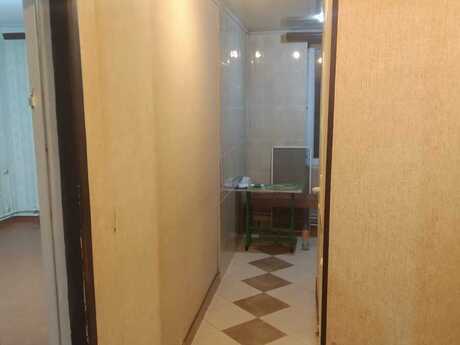 Продаётся 3-комнатная квартира в старом фонде, Nəriman Nərimanov, 80 м², 250 000 AZN, фото 4 / 7
