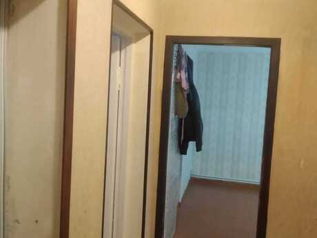 Продаётся 3-комнатная квартира в старом фонде, Nəriman Nərimanov, 80 м², 250 000 AZN, фото 2 / 7