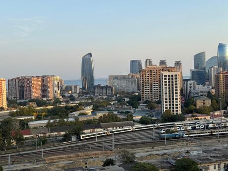 Elan №6483403 - Bakı, 28 May m., 2 otaqlı, 90 m², 12/15 mərtəbə
