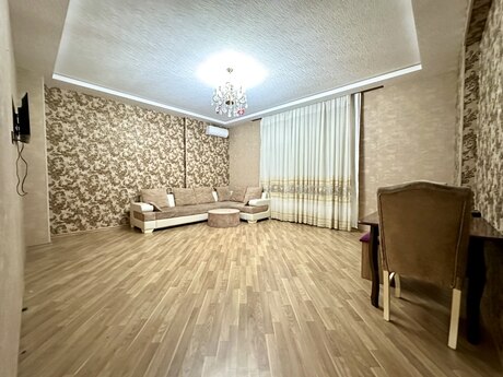 2-room apartment for rent, 90 m², Neftçilər: 700 ₼/mo 2