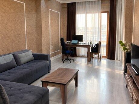 Elan №6483432 - Bakı, Elmlər Akademiyası m., 4 otaqlı, 190 m², 13/19 mərtəbə