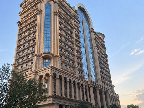4 rooms · 190 m² · floor 13/19, Elmlər Akademiyası