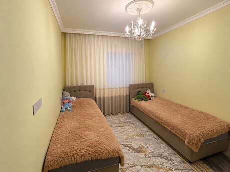 6 otaqlı həyət evi, 240 m², Yeni Ramana: 178 000 ₼ 4