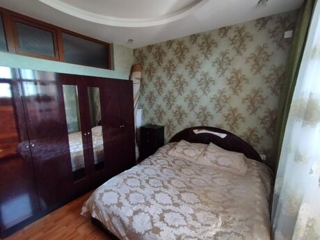 3-room apartment for rent, 90 m², Həzi Aslanov: 700 ₼/mo 4