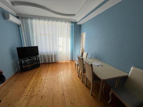 2-room apartment for rent, 40 m², Neftçilər: 150 ₼/mo 2