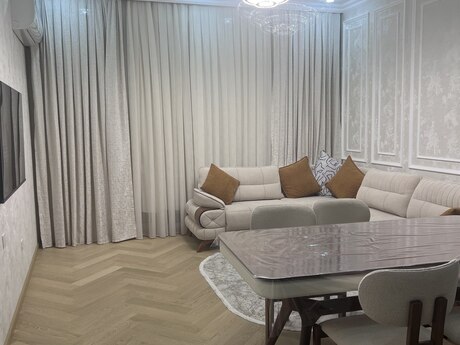 Kirayə 2 otaqlı mənzil, 80 m², Nərimanov: 1 700 ₼/ay 2