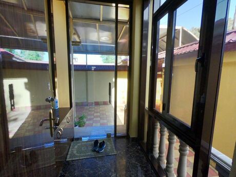 Сдаётся 5-комнатный дом, 7-ci mikrorayon, 220 м², 1 400 AZN/мес, фото 3 / 12
