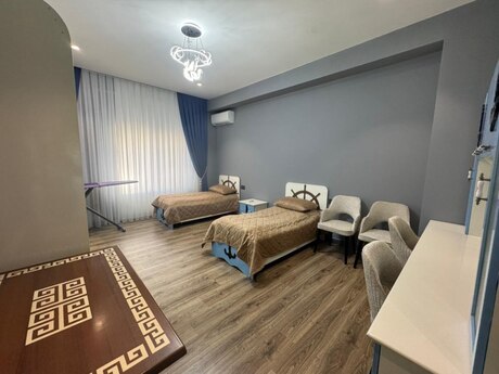 Elan №6483522 - Bakı, Ağ şəhər q., 3 otaqlı, 140 m², 2/6 mərtəbə