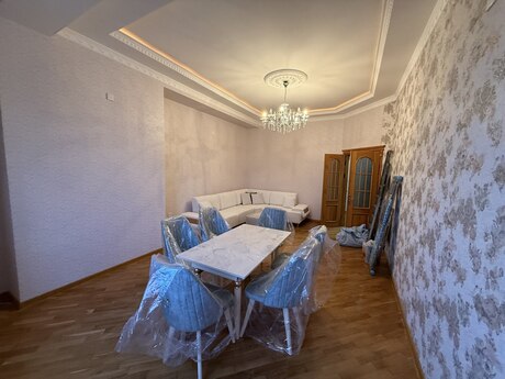 2-room apartment for rent, 90 m², Nəsimi: 1 000 ₼/mo 3