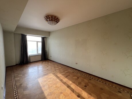2-room apartment, 150 m², Elmlər Akademiyası: 400 000 ₼ 5
