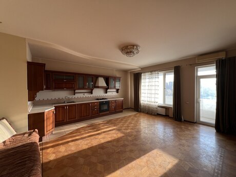 2-room apartment, 150 m², Elmlər Akademiyası: 400 000 ₼ 3