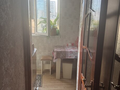 3-room apartment for rent, 60 m², Şah İsmayıl Xətai: 1 000 ₼/mo 5
