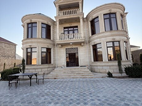 9 otaqlı həyət evi, 500 m², Binə: 680 000 ₼ 2