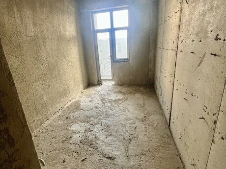 3-room apartment, 132 m², Badamdar: 275 000 ₼ 4