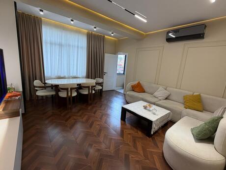 3 otaqlı mənzil, 95 m², Qara Qarayev: 289 000 ₼ 2