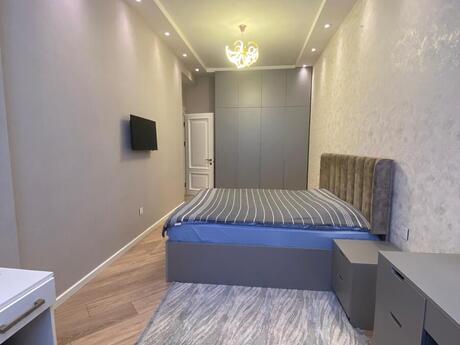 3-room apartment, 121 m², Əhmədli: 235 000 ₼ 5