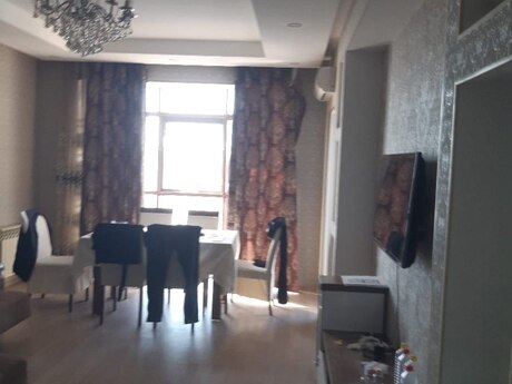 2-room apartment for rent, 66 m², Həzi Aslanov: 300 ₼/mo 3