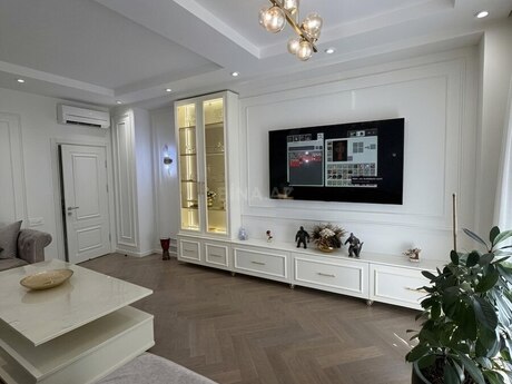 Объявление №6483768 - Баку, пос. Аг шехер, 4-комн., 144 м², 2/7 этаж