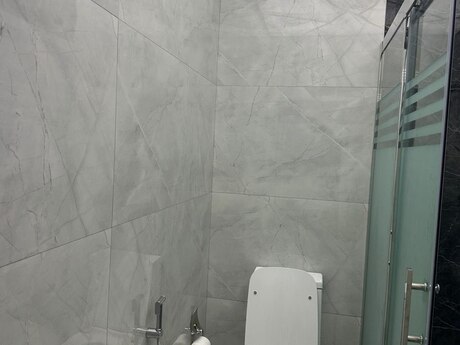 2-room apartment for rent, 65 m², Bakıxanov: 700 ₼/mo 2