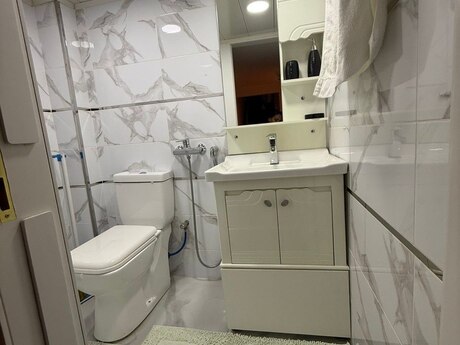 2-room apartment for rent, 60 m², Sahil: 2 600 ₼/mo 5