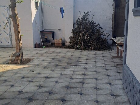 4 otaqlı həyət evi, 163 m², Binə: 135 000 ₼ 2