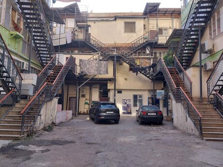 Kirayə 2 otaqlı mənzil, 68 m², 28 May: 600 ₼/ay 2