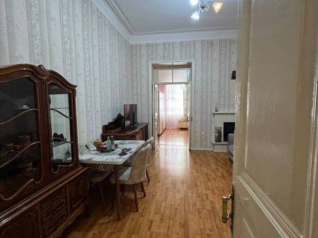 Kirayə 2 otaqlı mənzil, 68 m², 28 May: 600 ₼/ay 4