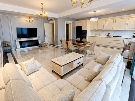Kirayə 3 otaqlı mənzil, 145 m², Azadlıq Residence: 2 500 ₼/ay 2