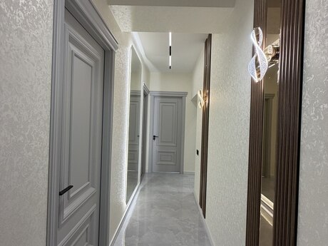 3 otaqlı mənzil, 93 m², Neftçilər: 313 000 ₼ 5