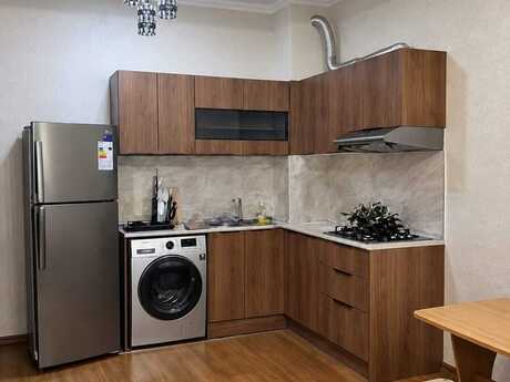 2-room apartment for rent, 65 m², İnşaatçılar: 700 ₼/mo 3