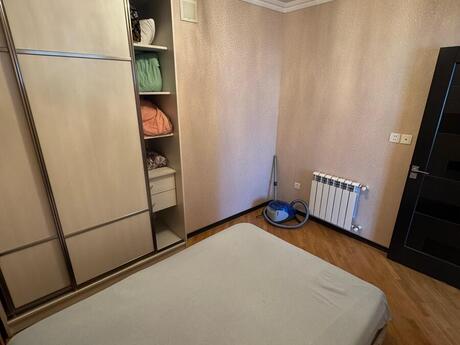 3-room apartment for rent, 80 m², 8 Noyabr: 749 ₼/mo 4