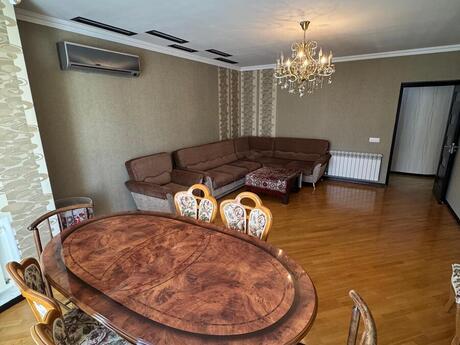 3-room apartment for rent, 80 m², 8 Noyabr: 749 ₼/mo 2