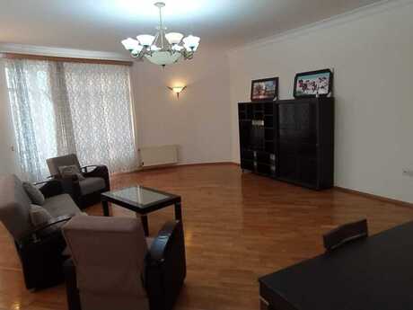 4-room apartment, 205 m², 28 May: 485 000 ₼ 3