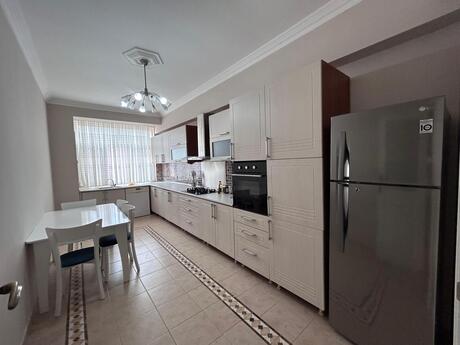 5-room apartment, 150 m², Səbail: 355 000 ₼ 4