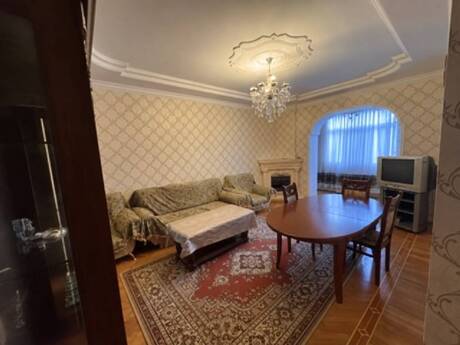 Elan №6484111 - Bakı, Memar Əcəmi m., 4 otaqlı, 100 m², 2/9 mərtəbə