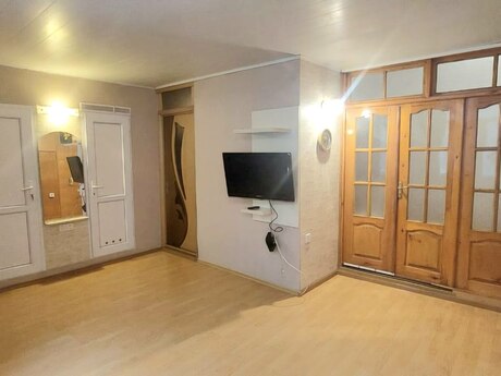 3-room apartment for rent, 60 m², 28 May: 850 ₼/mo 2