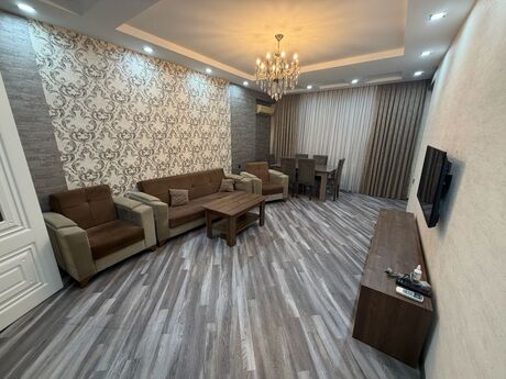 Elan №6484132 - Bakı, Yeni Günəşli q., 3 otaqlı, 110 m², 8/15 mərtəbə