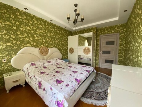2-room apartment, 52 m², 8 Noyabr: 230 000 ₼ 3