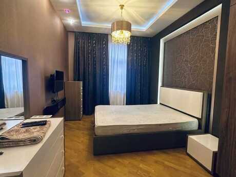 3-room apartment, 130 m², Şah İsmayıl Xətai: 384 000 ₼ 4