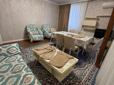 3 otaq · 130 m² · 9/17 mərtəbə, Qara Qarayev