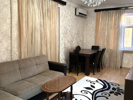 Elan №6484295 - Bakı, Xalqlar Dostluğu m., 2 otaqlı, 70 m², 7/10 mərtəbə