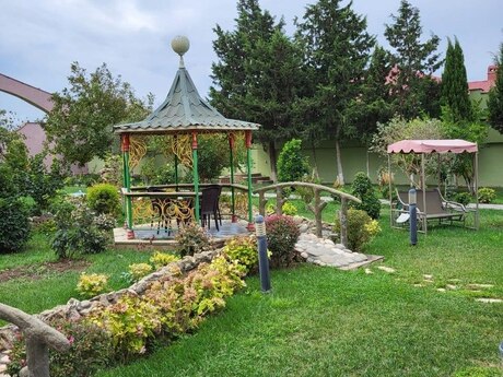 8 otaqlı həyət evi, 650 m², Badamdar: 1 900 000 ₼ 2