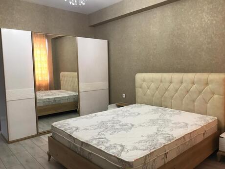 2-room apartment for rent, 67 m², İnşaatçılar: 749 ₼/mo 3