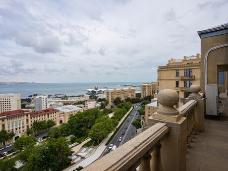 3-room apartment for rent, 198 m², İçəri Şəhər: 2 800 ₼/mo 5
