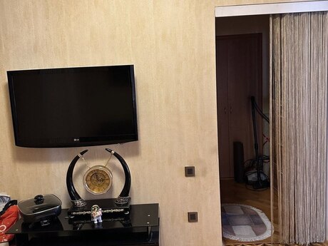 3 rooms · 130 m² · floor 10/20, Nəriman Nərimanov