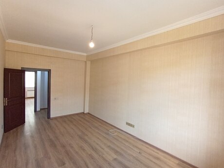 3-room apartment for rent, 87 m², Yasamal: 700 ₼/mo 2
