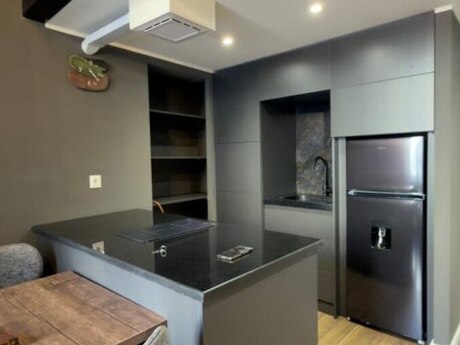 3-room apartment for rent, 60 m², Sahil: 1 200 ₼/mo 2