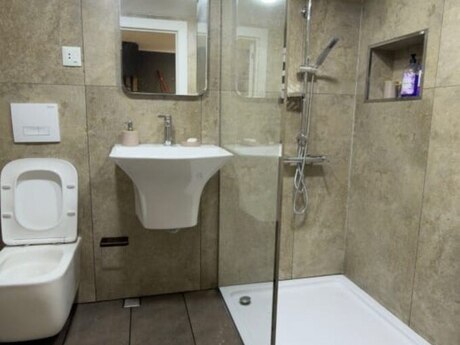 3-room apartment for rent, 60 m², Sahil: 1 200 ₼/mo 5