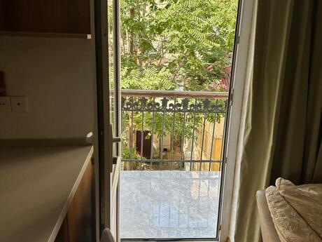 3-room apartment for rent, 80 m², Bayıl: 1 200 ₼/mo 3